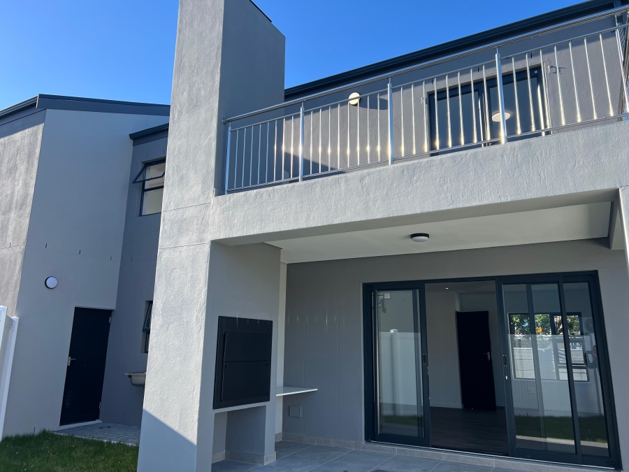 3 Bedroom Property for Sale in Strand South Western Cape